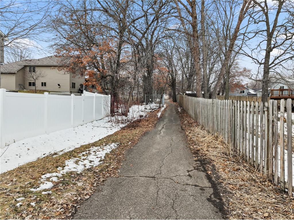 553 Hawthorn Road Lino Lakes MN 55014 7037954 image9