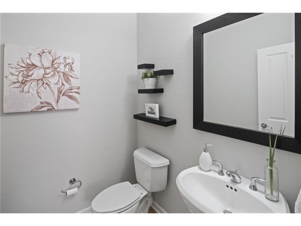 553 S 10th Street Minneapolis MN 55404 7063933 image22