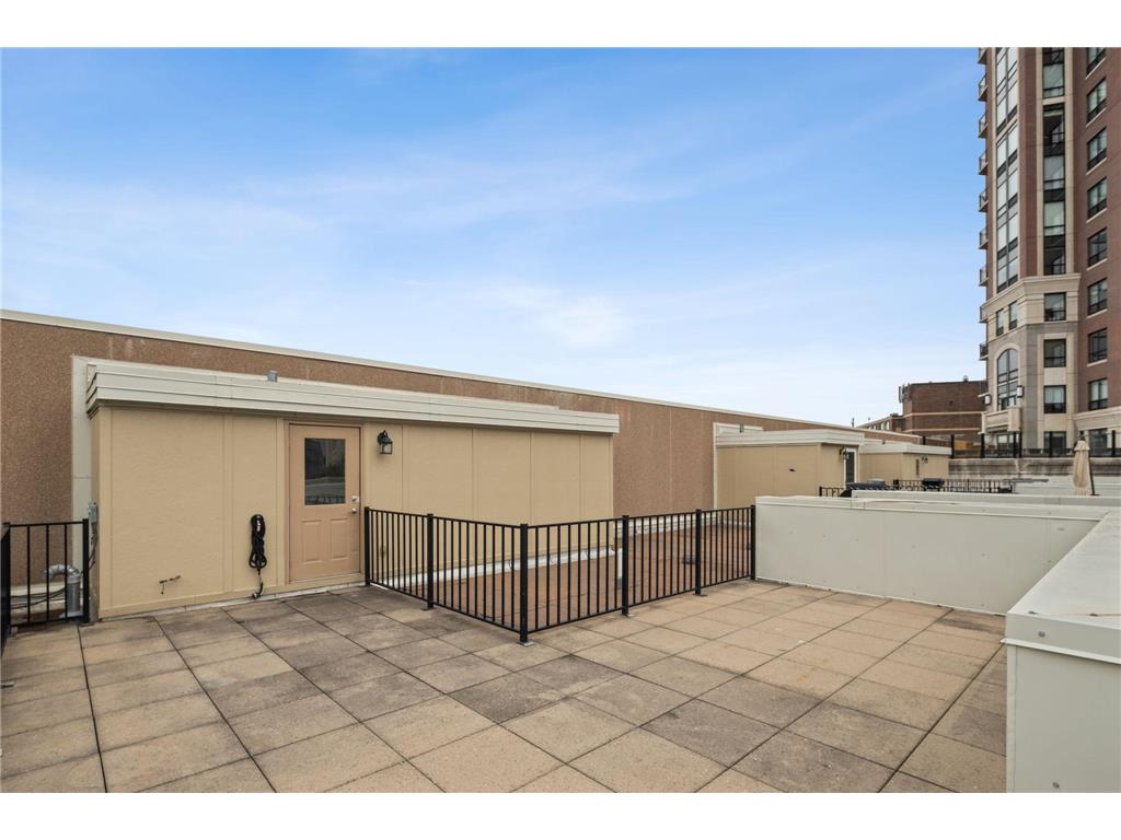 553 S 10th Street Minneapolis MN 55404 7063933 image41