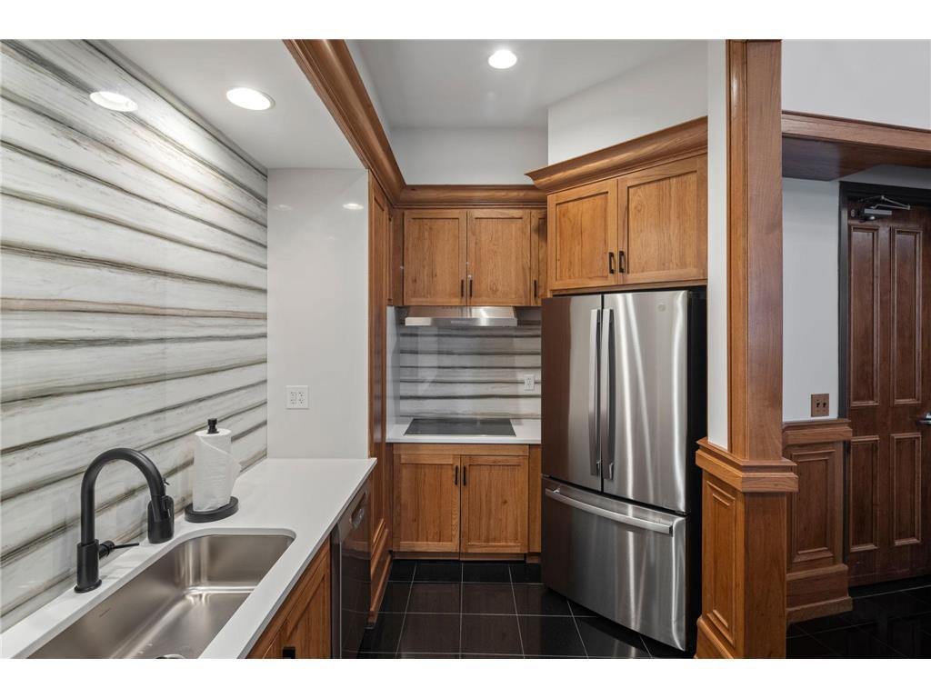 553 S 10th Street Minneapolis MN 55404 7063933 image61