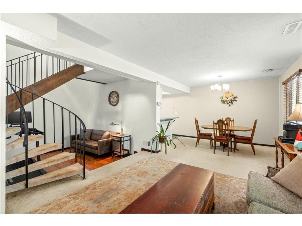 5530 E Bavarian Pass Fridley MN 55432 7112044 image3