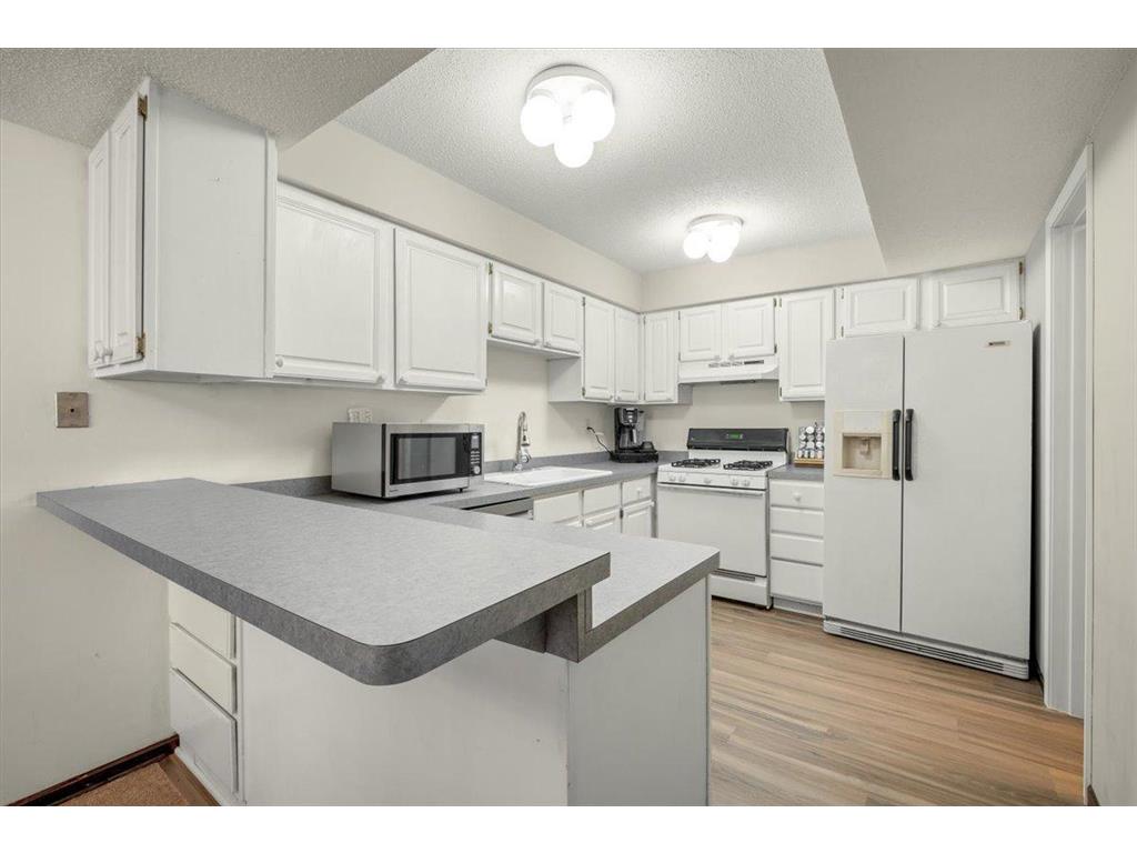 5530 E Bavarian Pass Fridley MN 55432 7112044 image9