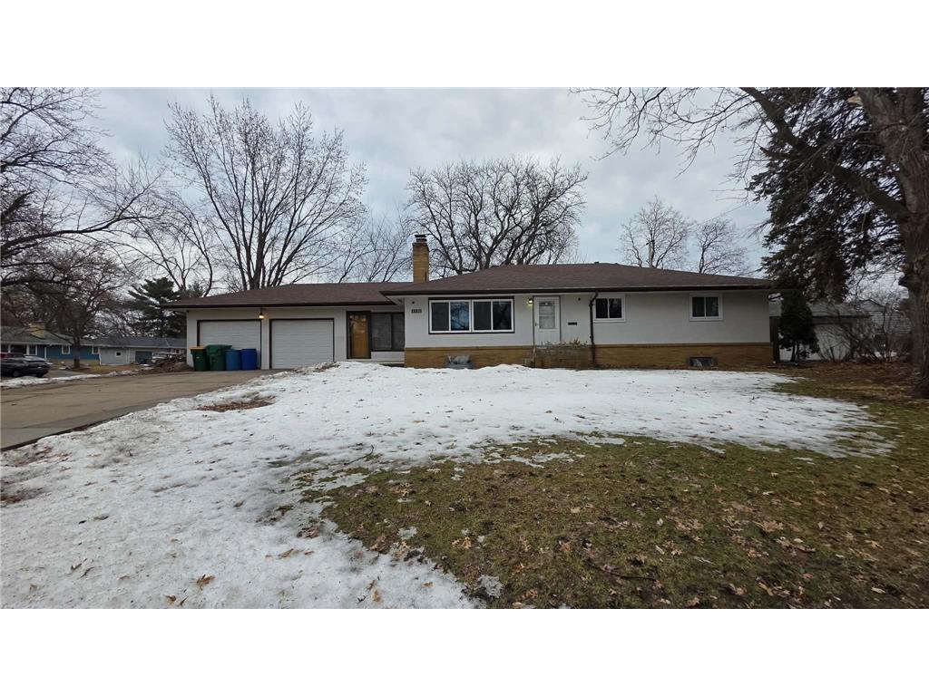 5530 Halifax Avenue N Brooklyn Center MN 55429 7024425 image1