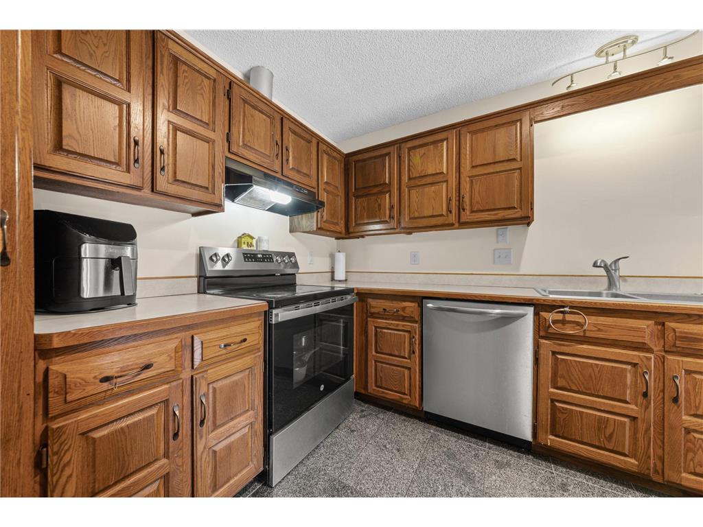 5533 Aldrich Drive N Brooklyn Center MN 55430 7105259 image11