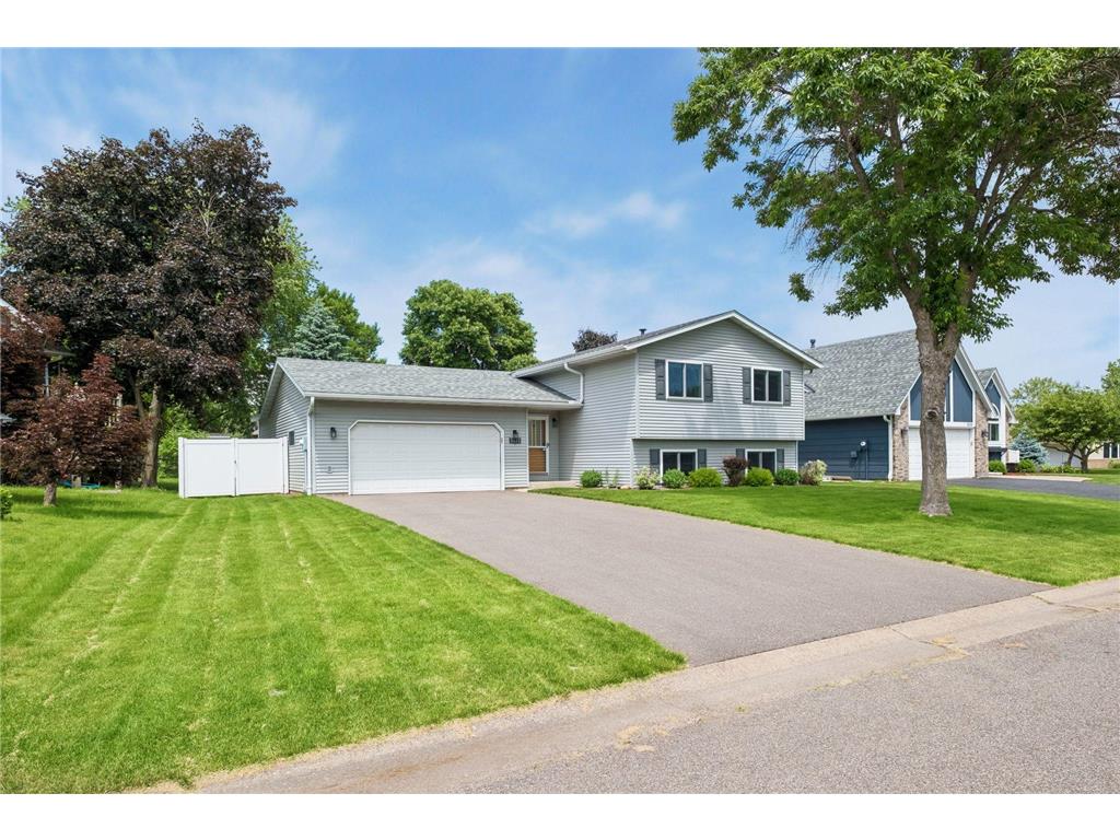 5533 Golfview Lane N Oakdale MN 55128 6764979 image1