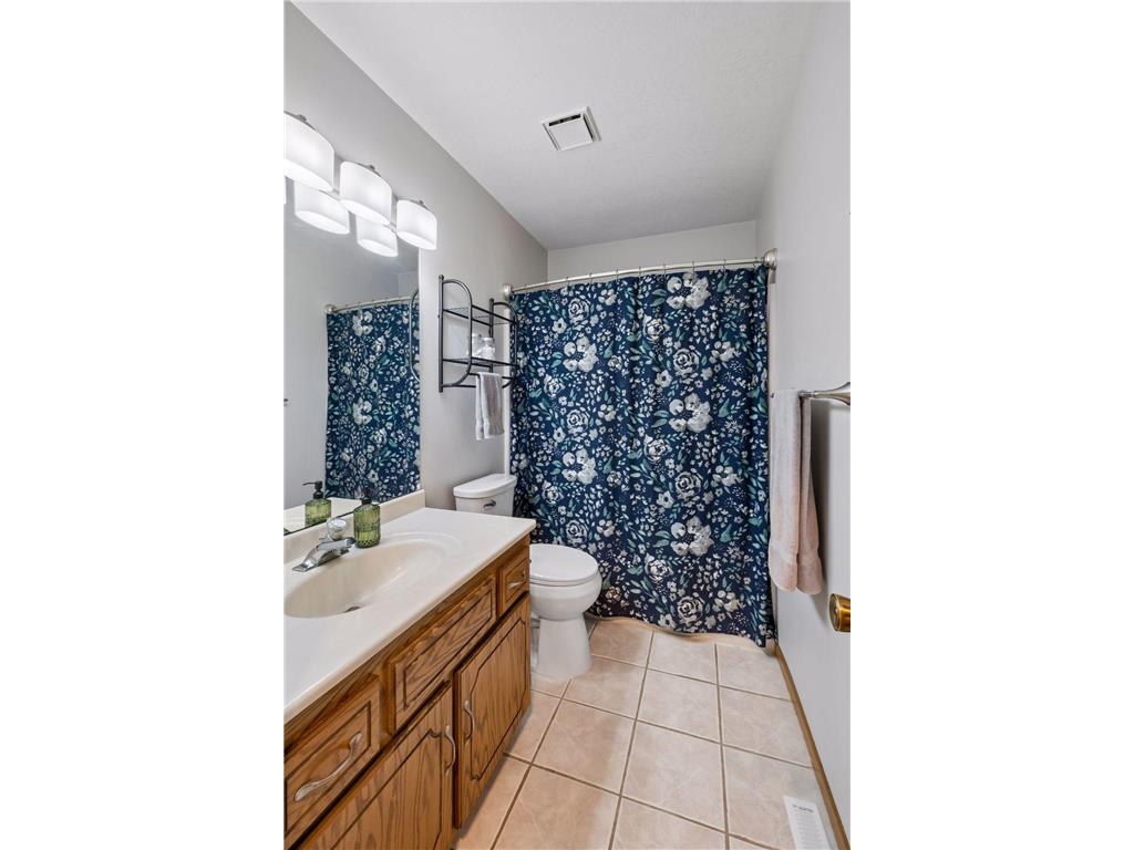 5533 Golfview Lane N Oakdale MN 55128 6764979 image19