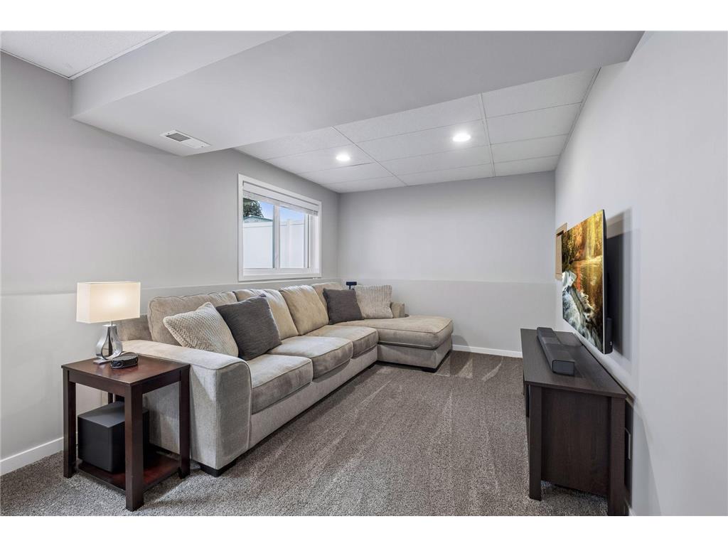 5533 Golfview Lane N Oakdale MN 55128 6764979 image20