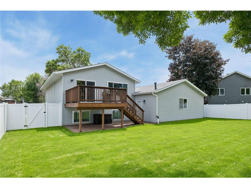 5533 Golfview Lane N Oakdale MN 55128 6764979 image37