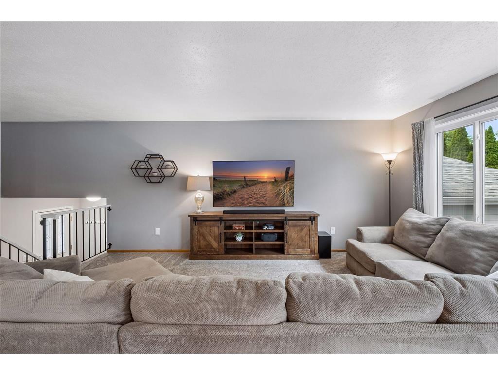 5533 Golfview Lane N Oakdale MN 55128 6764979 image8