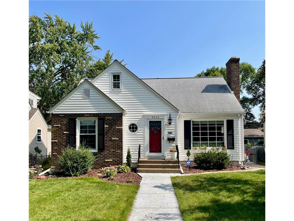 5533 Logan Avenue S Minneapolis MN 55419 6422578 image1