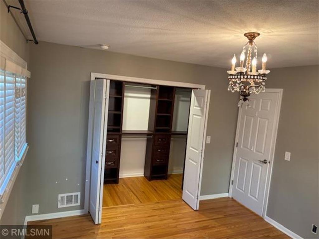 5534 Washburn Avenue S Minneapolis MN 55410 6795705 image15