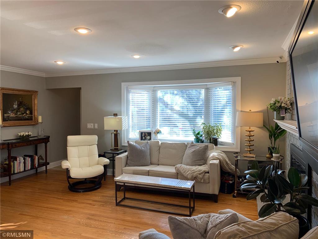 5534 Washburn Avenue S Minneapolis MN 55410 6795705 image2