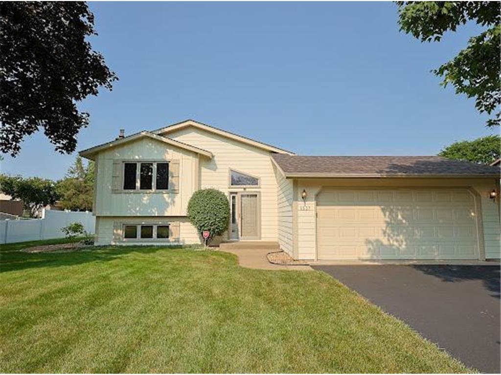 5537 Township Drive White Bear Twp MN 55110 6579088 image1