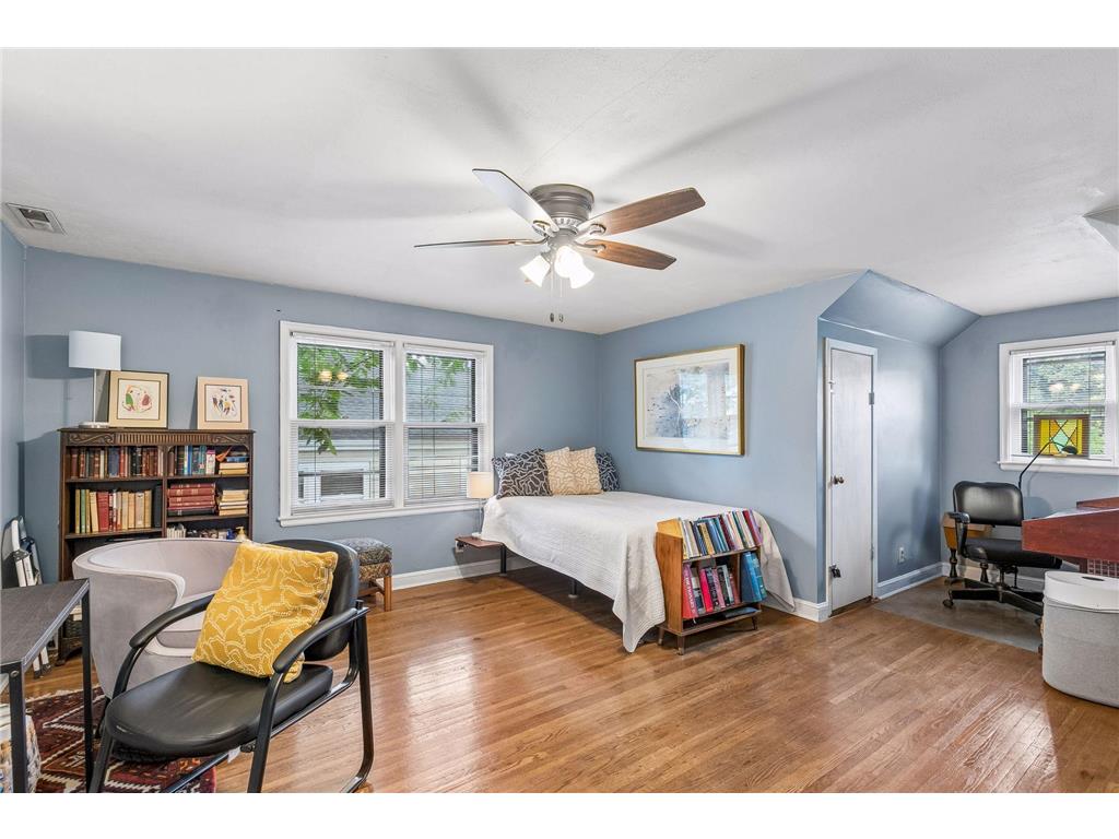 5538 Chicago Avenue Minneapolis MN 55417 7089641 image17