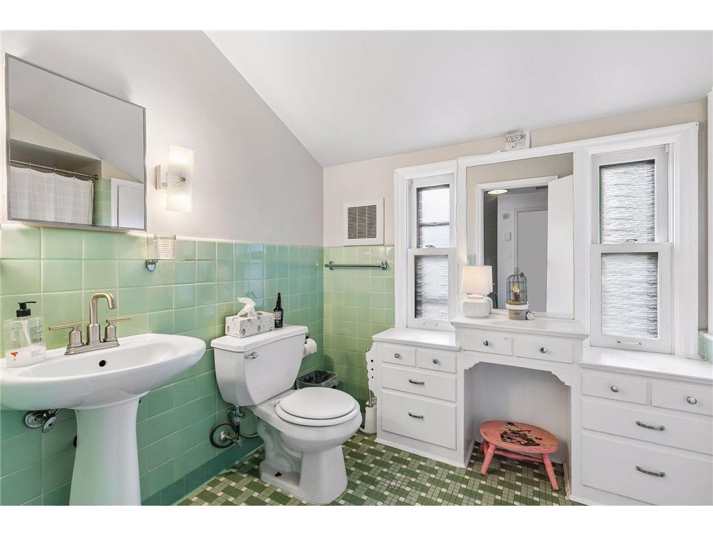 5538 Chicago Avenue Minneapolis MN 55417 7089641 image25