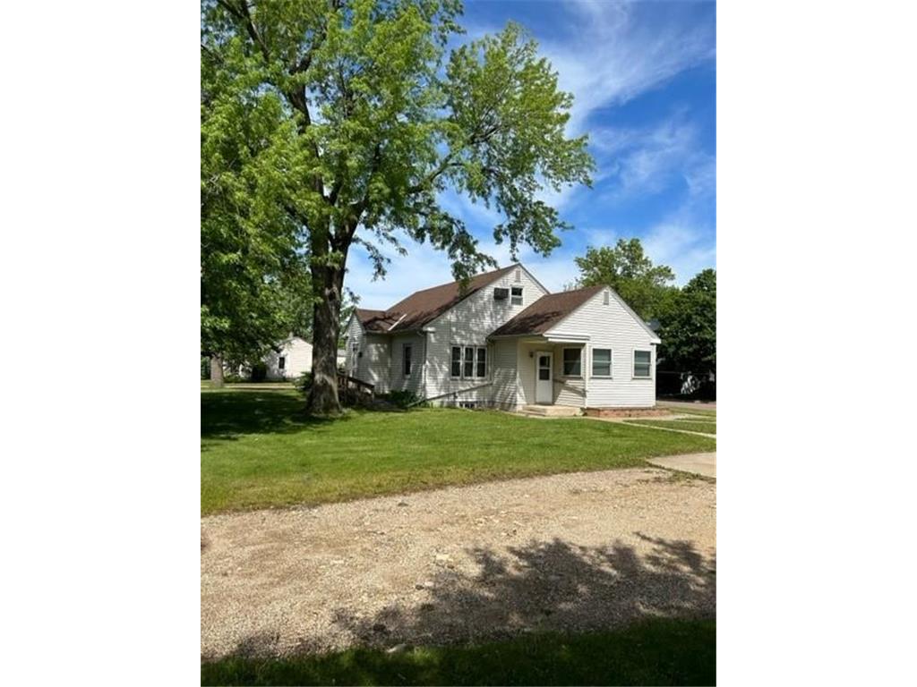 554 9th Street Westbrook MN 56183 6379980 image1
