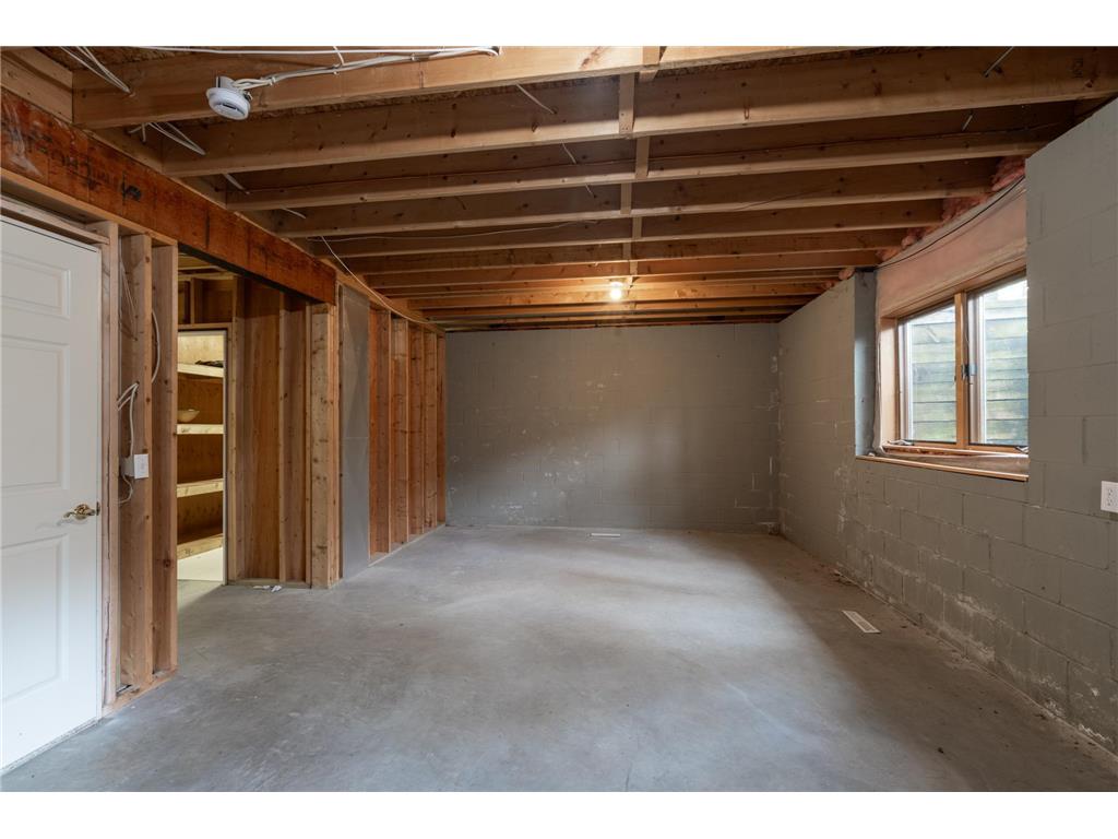 5541 W 70th Street Edina MN 55439 6710609 image40