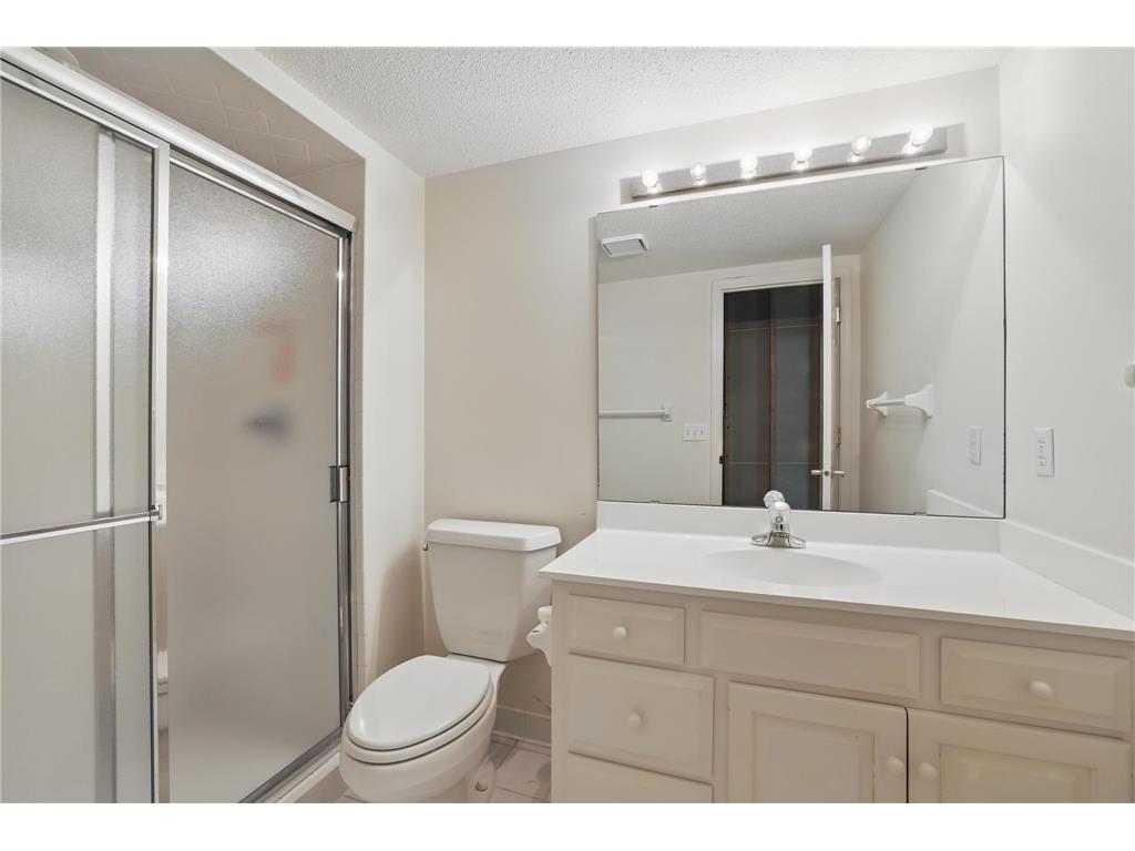 5541 W 70th Street Edina MN 55439 6710609 image45