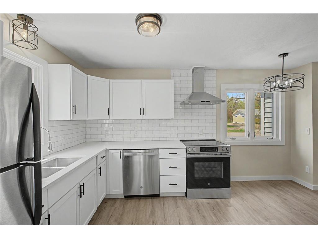 5544 Dupont Avenue N Brooklyn Center MN 55430 7054130 image3