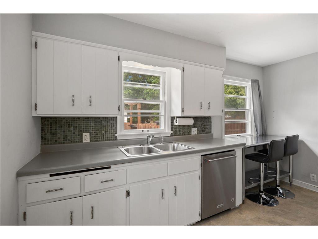 5544 Fremont Avenue S Minneapolis MN 55419 7096283 image10
