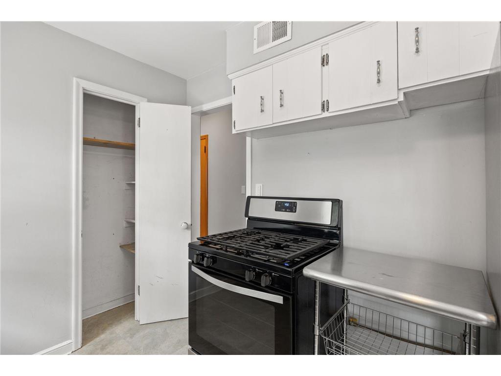 5544 Fremont Avenue S Minneapolis MN 55419 7096283 image11