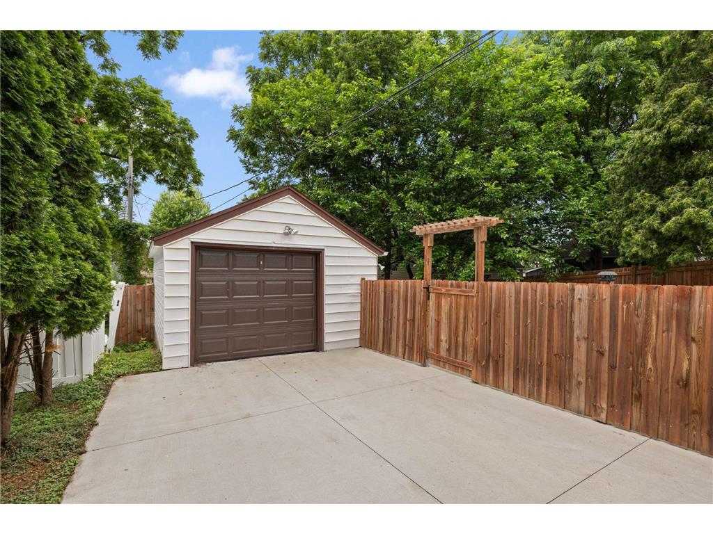 5544 Fremont Avenue S Minneapolis MN 55419 7096283 image27