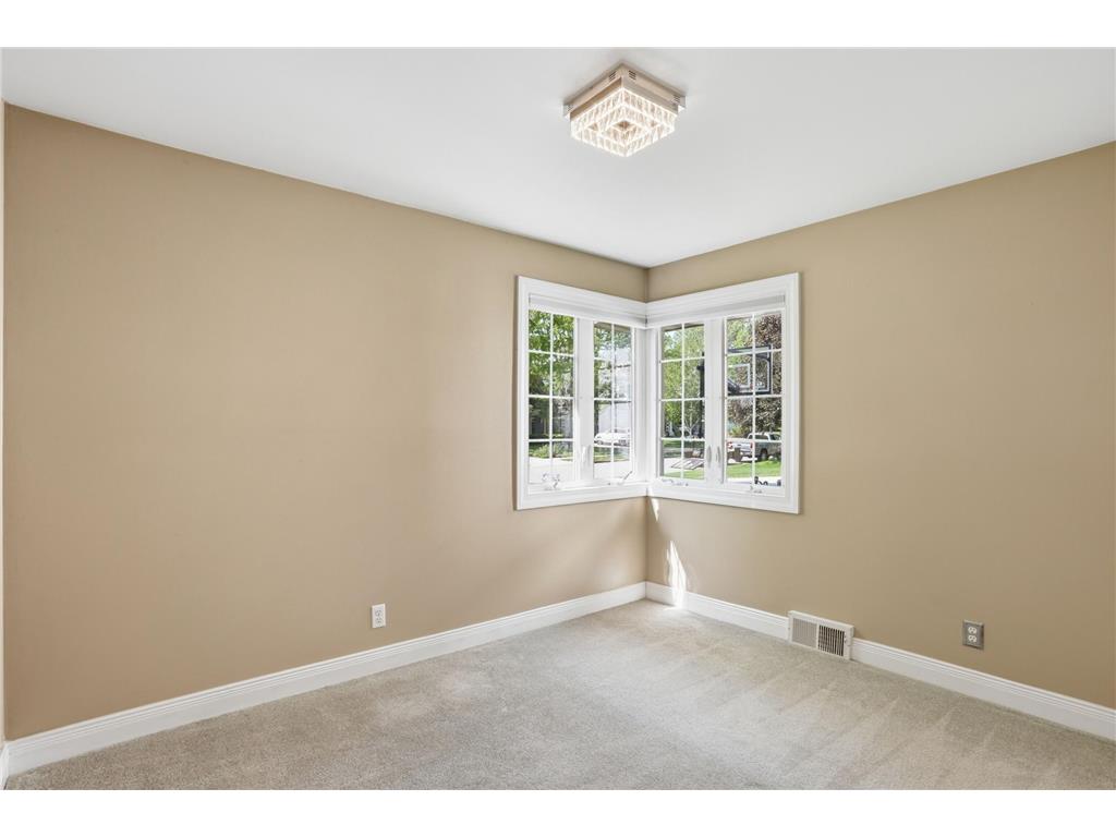 5544 Saint Johns Avenue Edina MN 55424 7082909 image24