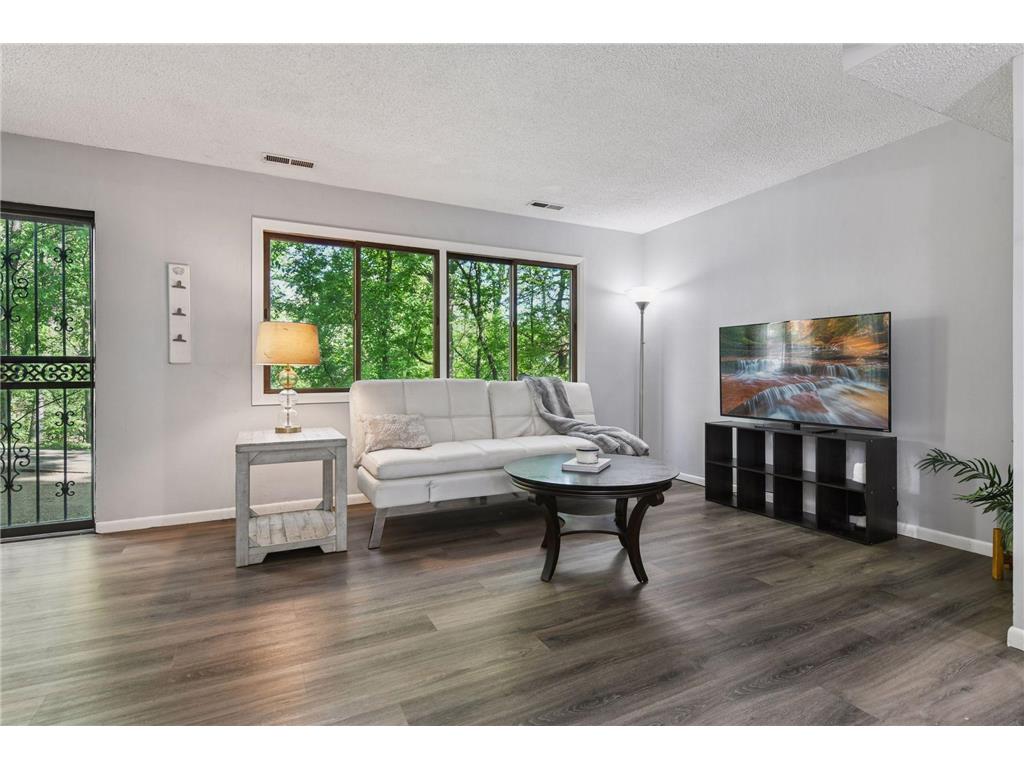 5545 E Bavarian Pass #A Fridley MN 55432 6678589 image1