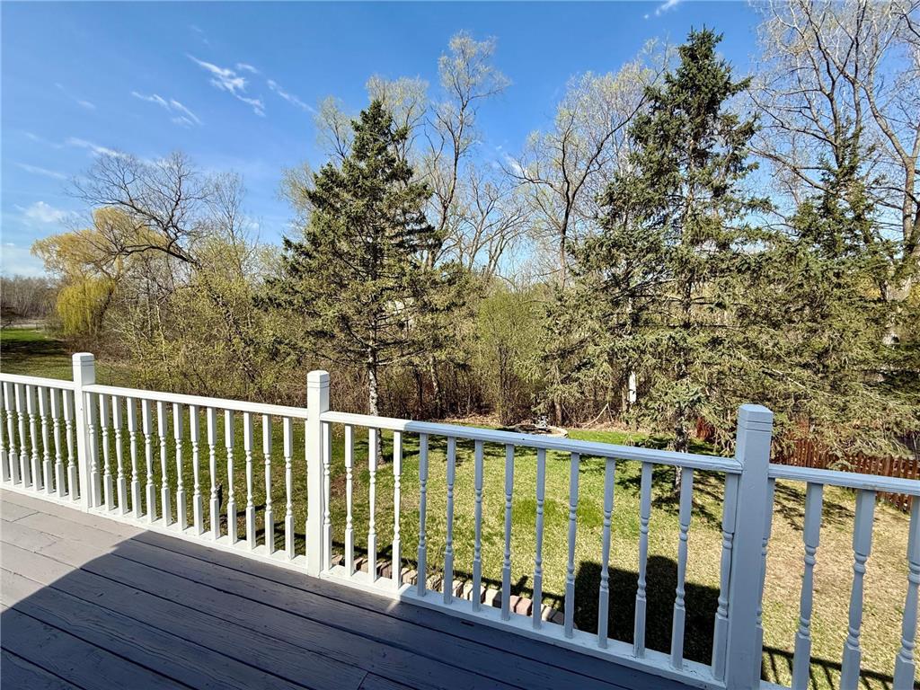 5545 Knoll Drive Shoreview MN 55126 7036177 image10