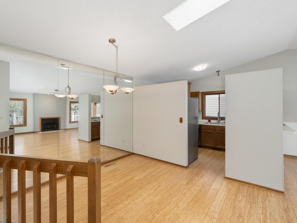 5545 Knoll Drive Shoreview MN 55126 7036177 image15