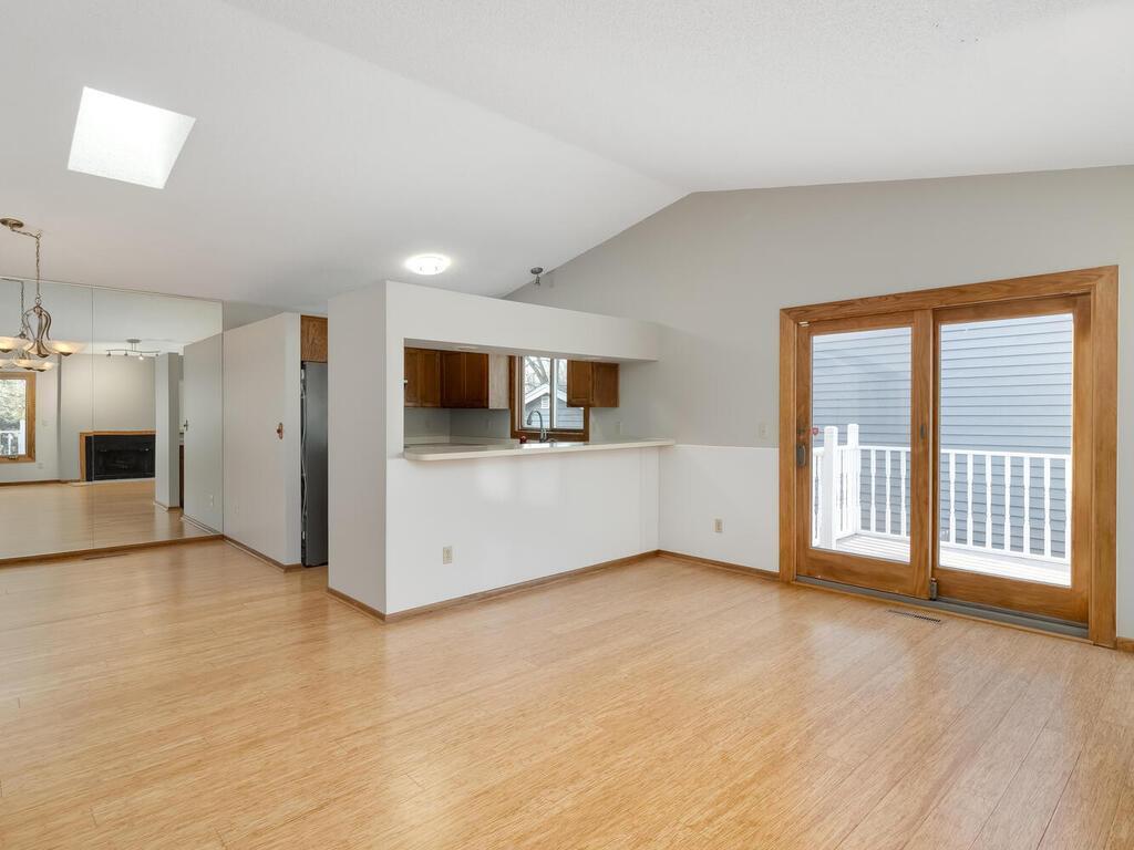 5545 Knoll Drive Shoreview MN 55126 7036177 image20