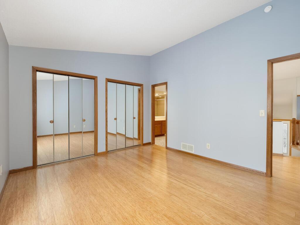 5545 Knoll Drive Shoreview MN 55126 7036177 image25