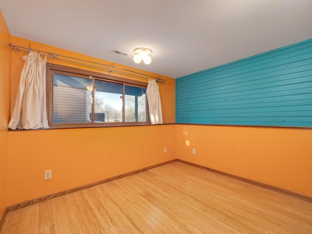 5545 Knoll Drive Shoreview MN 55126 7036177 image32