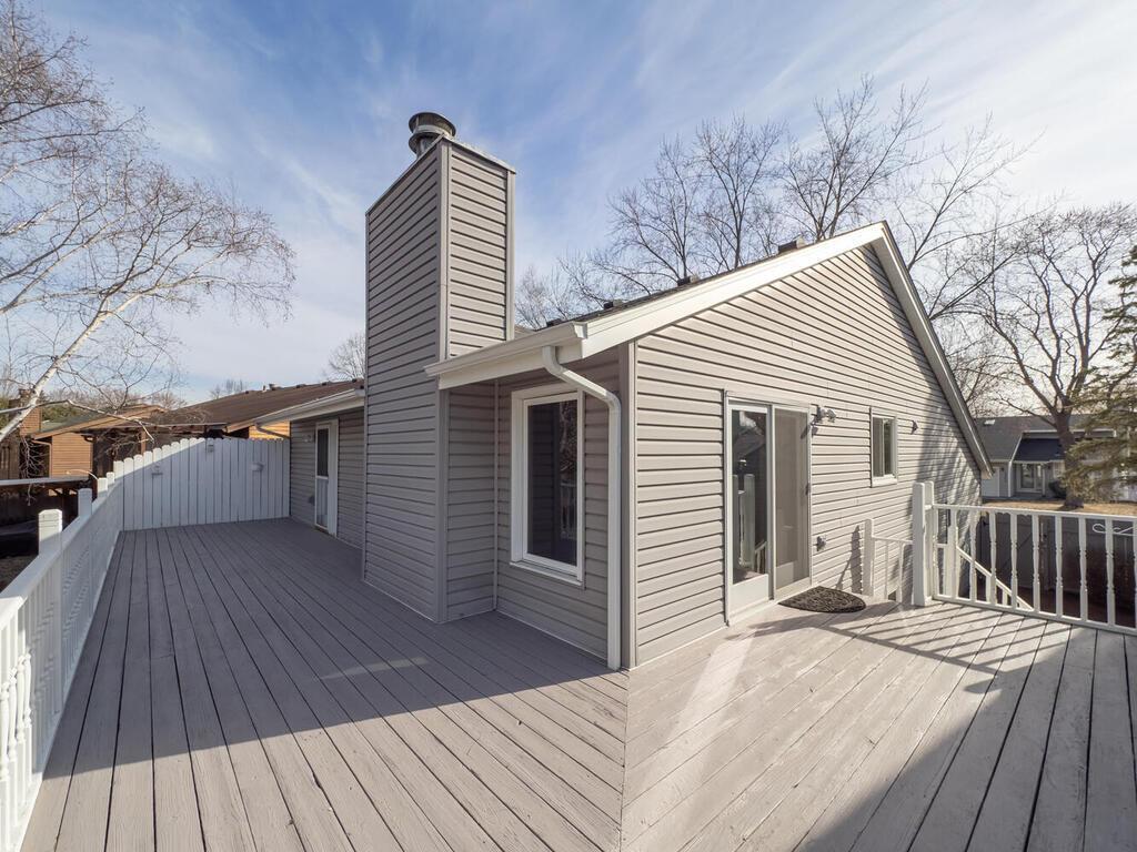 5545 Knoll Drive Shoreview MN 55126 7036177 image4
