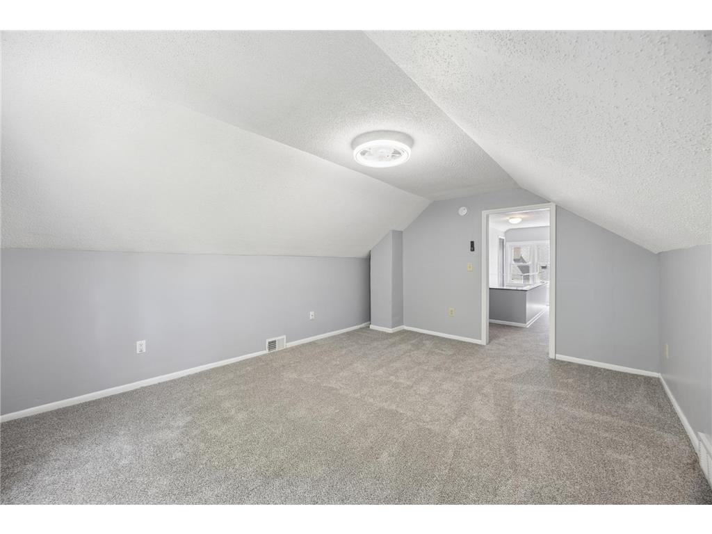 5546 Emerson Avenue N Brooklyn Center MN 55430 7079472 image17