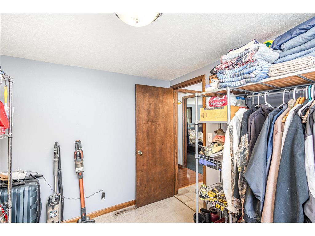 5548 130th Street W Faribault MN 55021 7095551 image32
