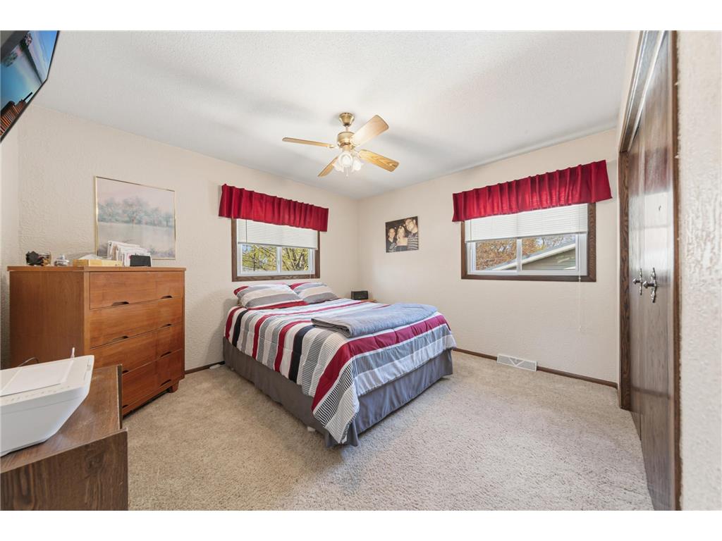555 13th Street NE Owatonna MN 55060 7063402 image16