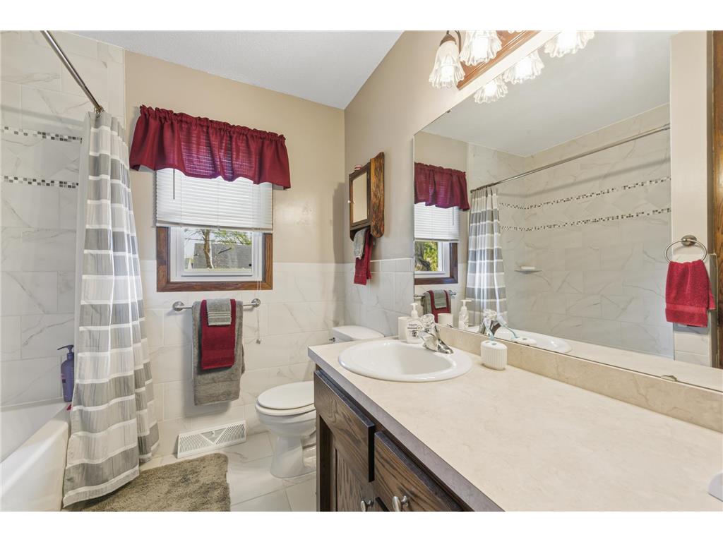 555 13th Street NE Owatonna MN 55060 7063402 image17