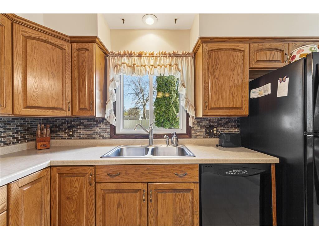555 13th Street NE Owatonna MN 55060 7063402 image9
