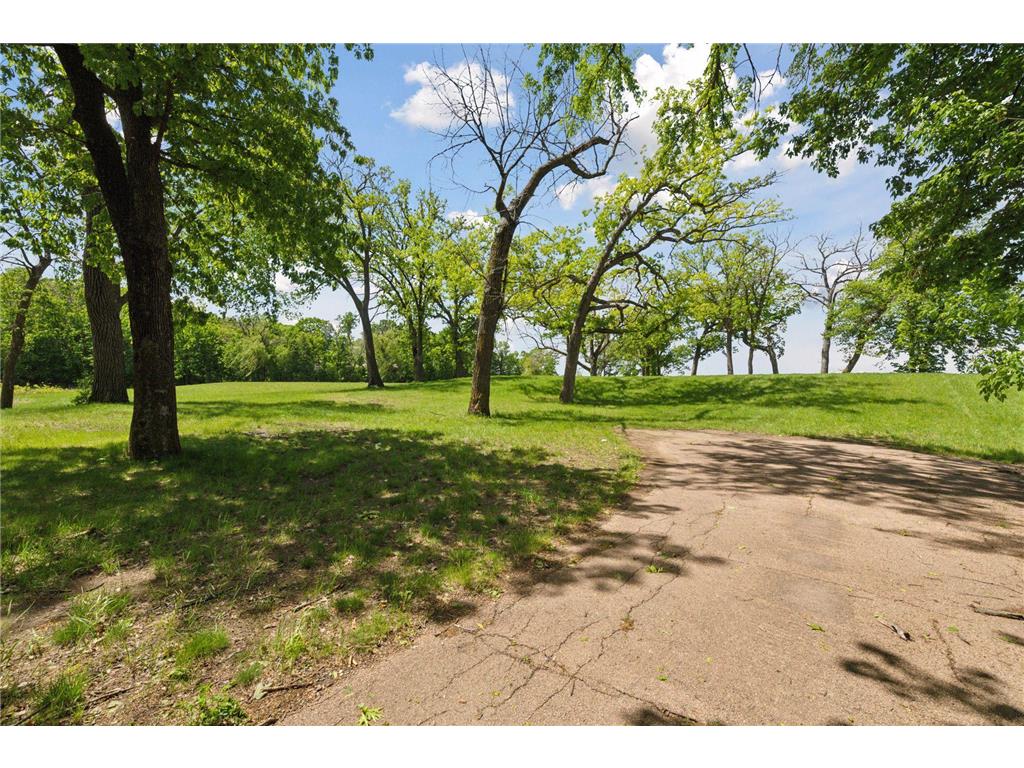 555 Bushaway Road Wayzata MN 55391 - Lake Minnetonka 6826180 image4