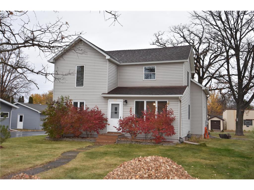 555 Central Avenue N Milaca MN 56353 6622738 image1