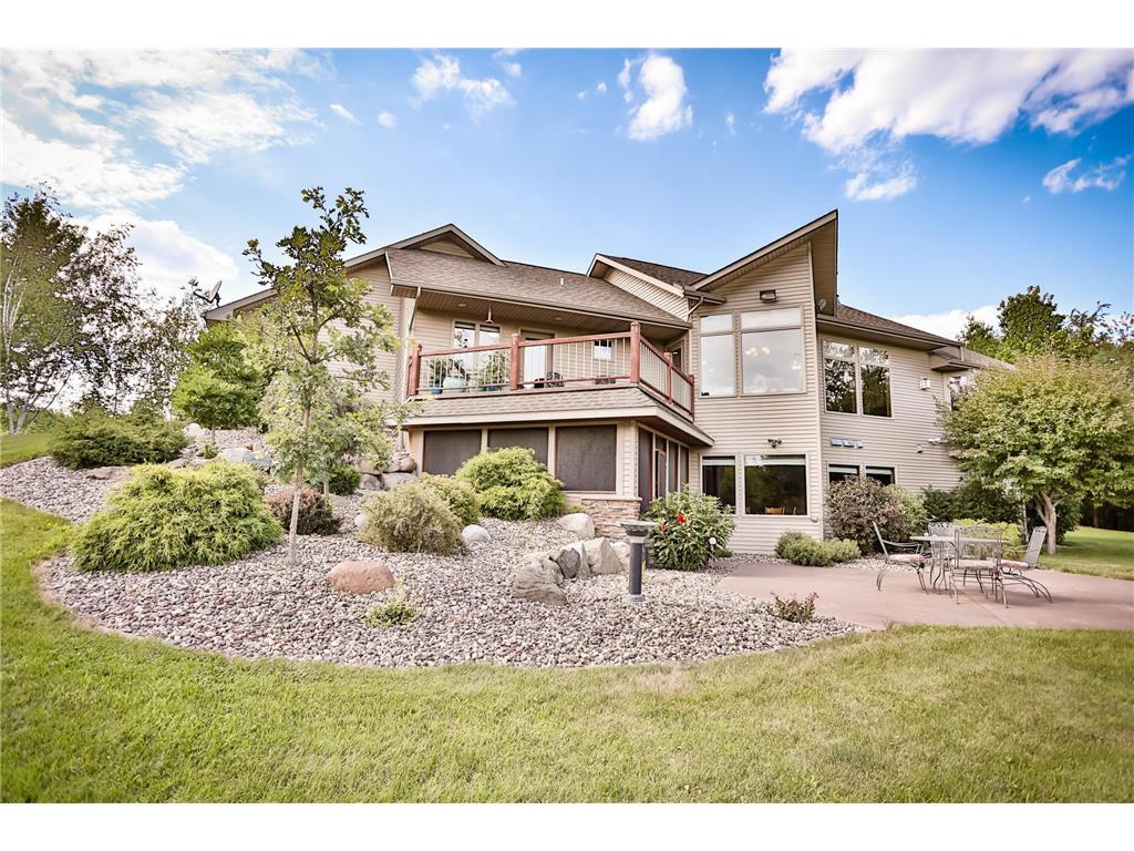 555 Chinnock Lane, River Falls, WI, 54022 MLS 6239585 Edina Realty