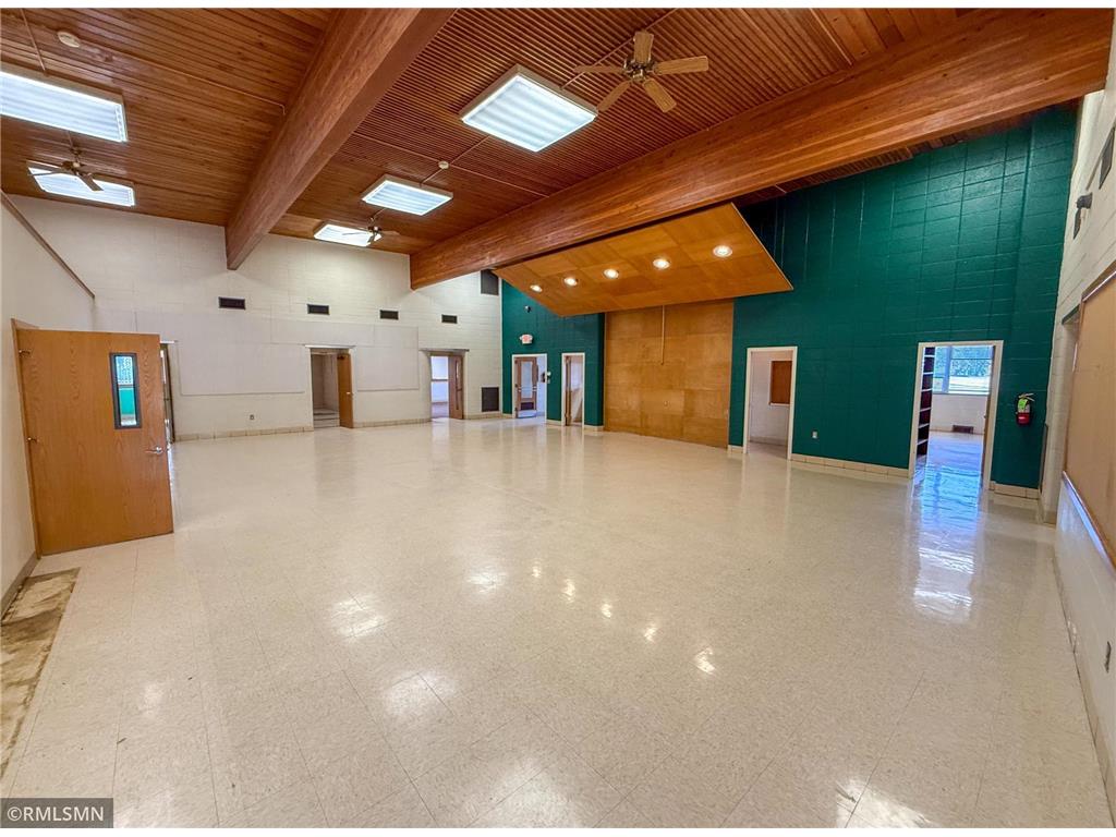 555 East Avenue Zumbrota MN 55992 6686289 image10