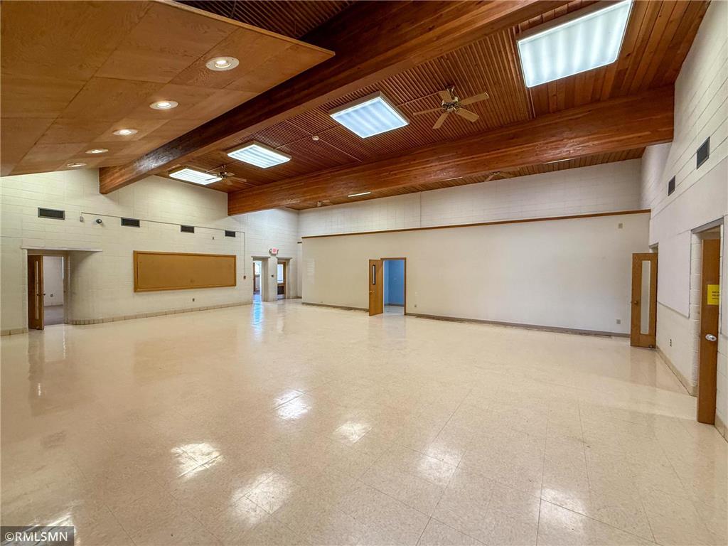 555 East Avenue Zumbrota MN 55992 6686289 image12