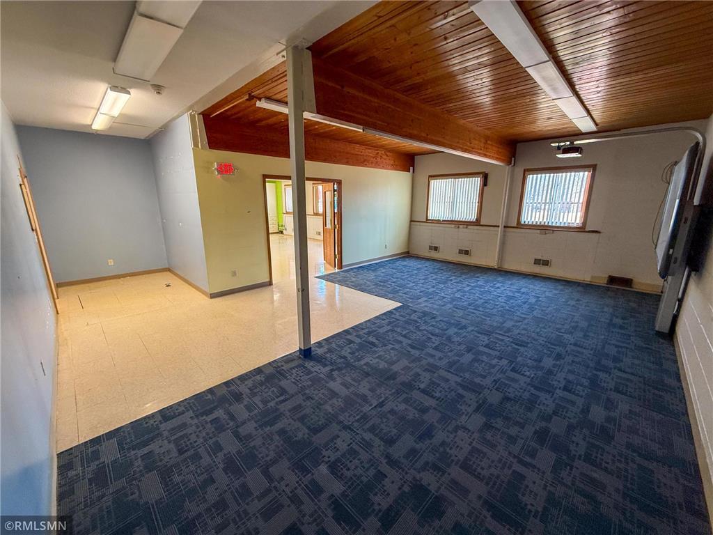 555 East Avenue Zumbrota MN 55992 6686289 image16