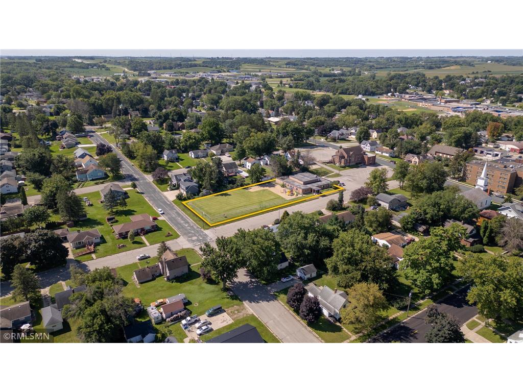 555 East Avenue Zumbrota MN 55992 6686289 image2