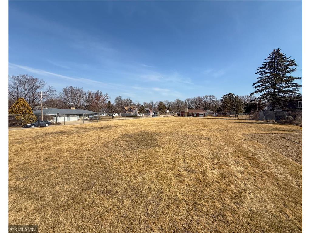 555 East Avenue Zumbrota MN 55992 6686289 image30