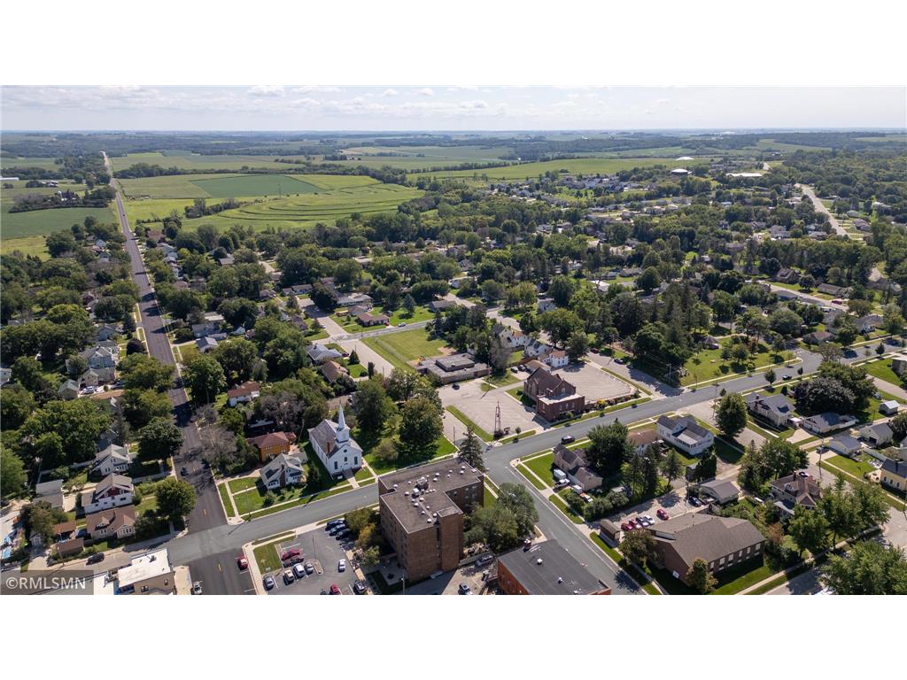 555 East Avenue Zumbrota MN 55992 6686289 image31