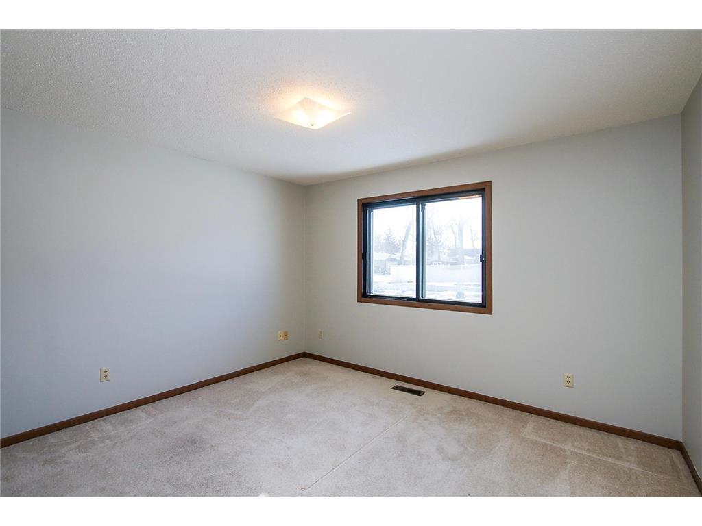 555 Graham Street SW Hutchinson MN 55350 7004667 image12