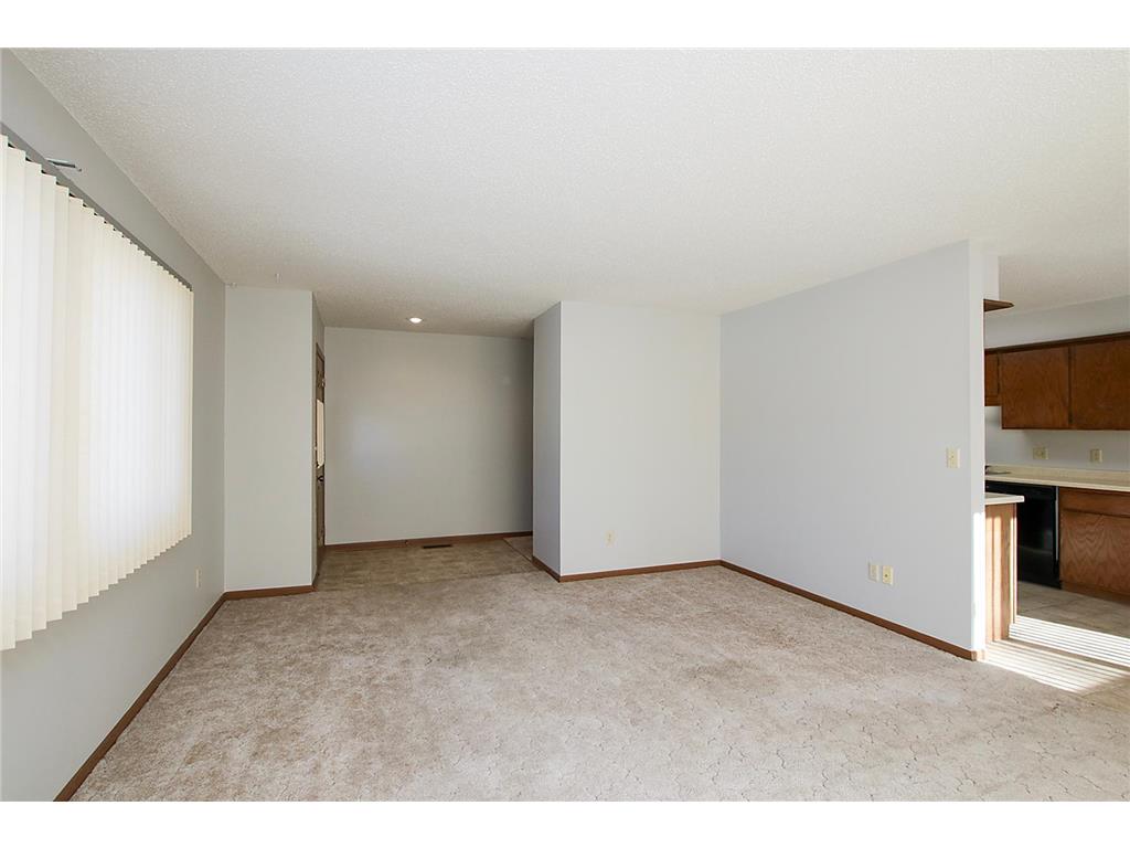 555 Graham Street SW Hutchinson MN 55350 7004667 image3